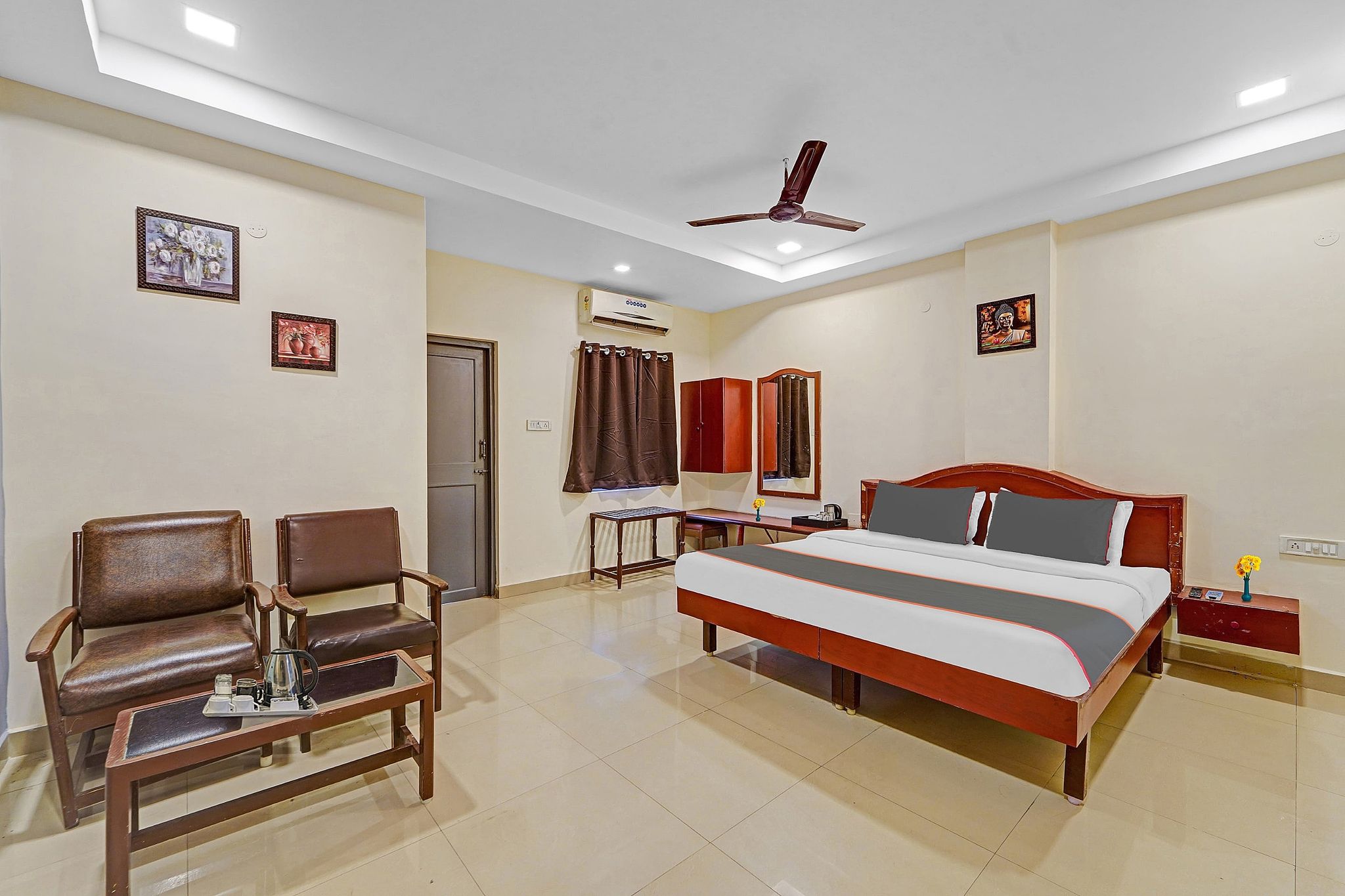 undefined Super Collection O G Silver Hotels Mount Road 5