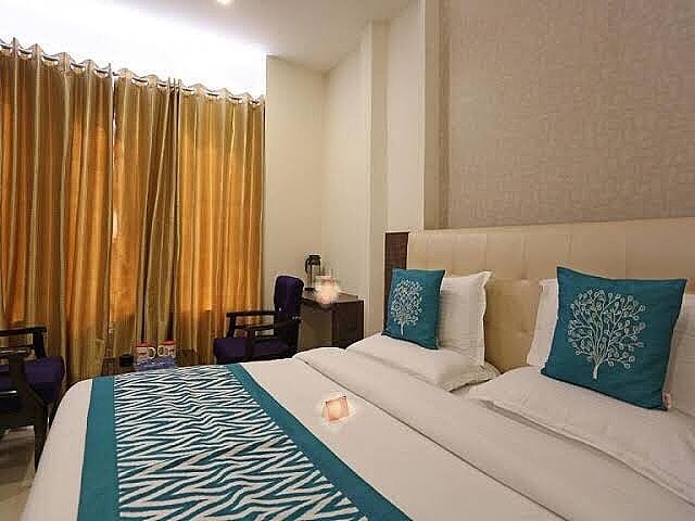 Deluxe Family Room (Double Bed with Double Bunk Bed)