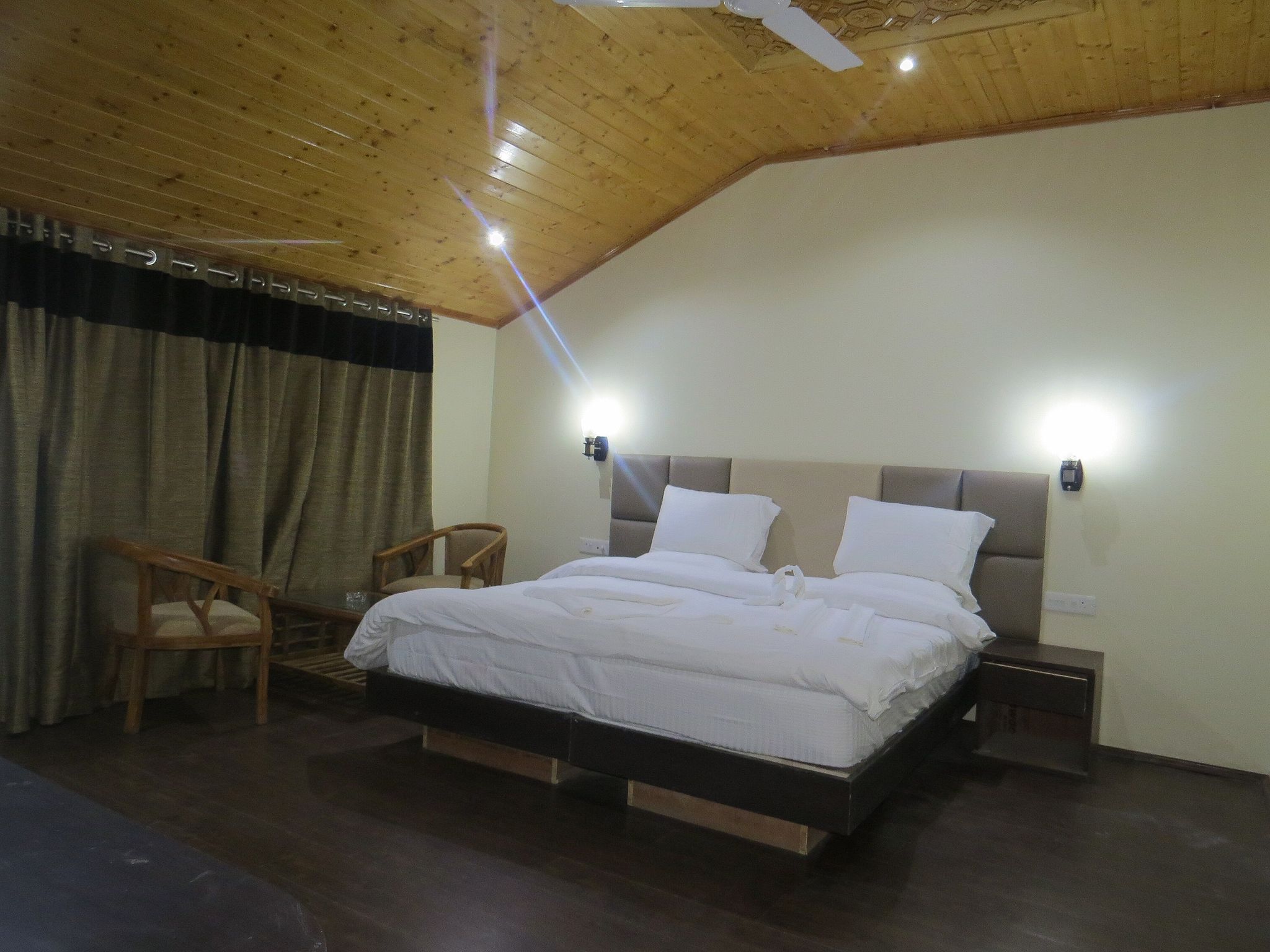 Deluxe Premium Room