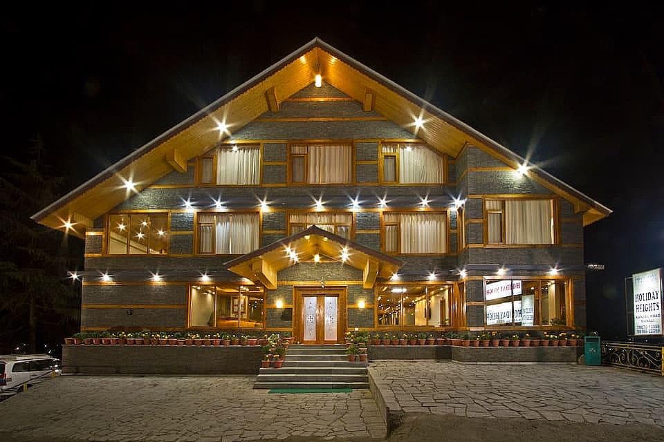 undefined Holiday Heights & Spa Manali 6