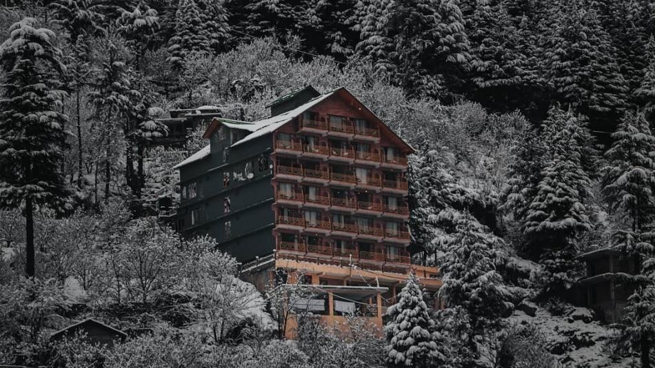 undefined Holiday Heights & Spa Manali 2
