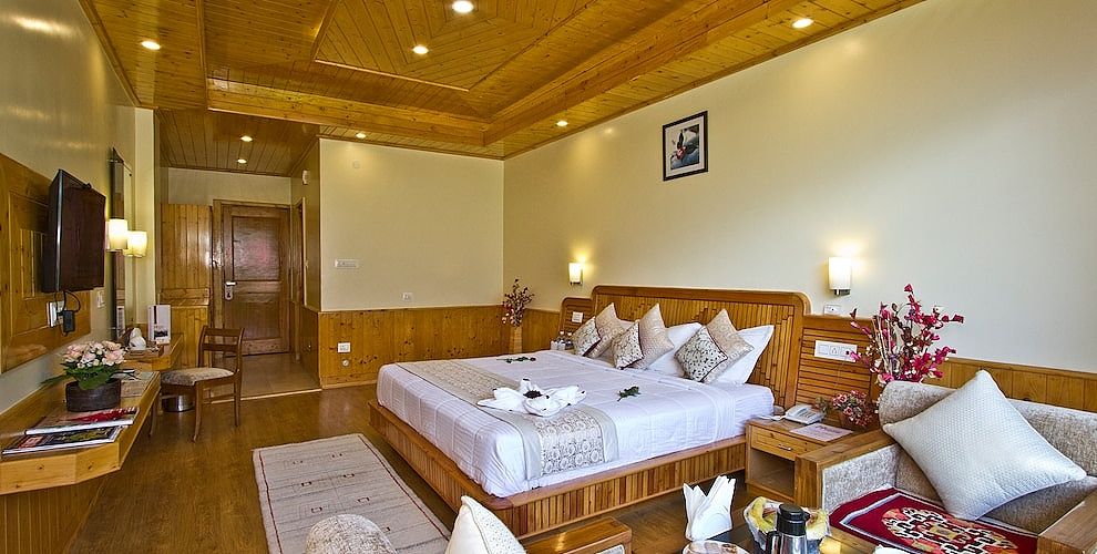 Holiday Heights & Spa Manali GARDEN LUXURY ROOM (WITHOUT BALCONY MOUNTAIN VIEW) 4