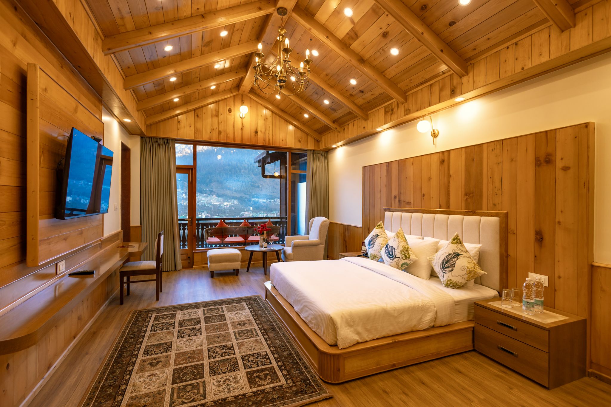 Holiday Heights & Spa Manali Caesar Honeymoon View Room (Centrally Heated & Cooled) 2