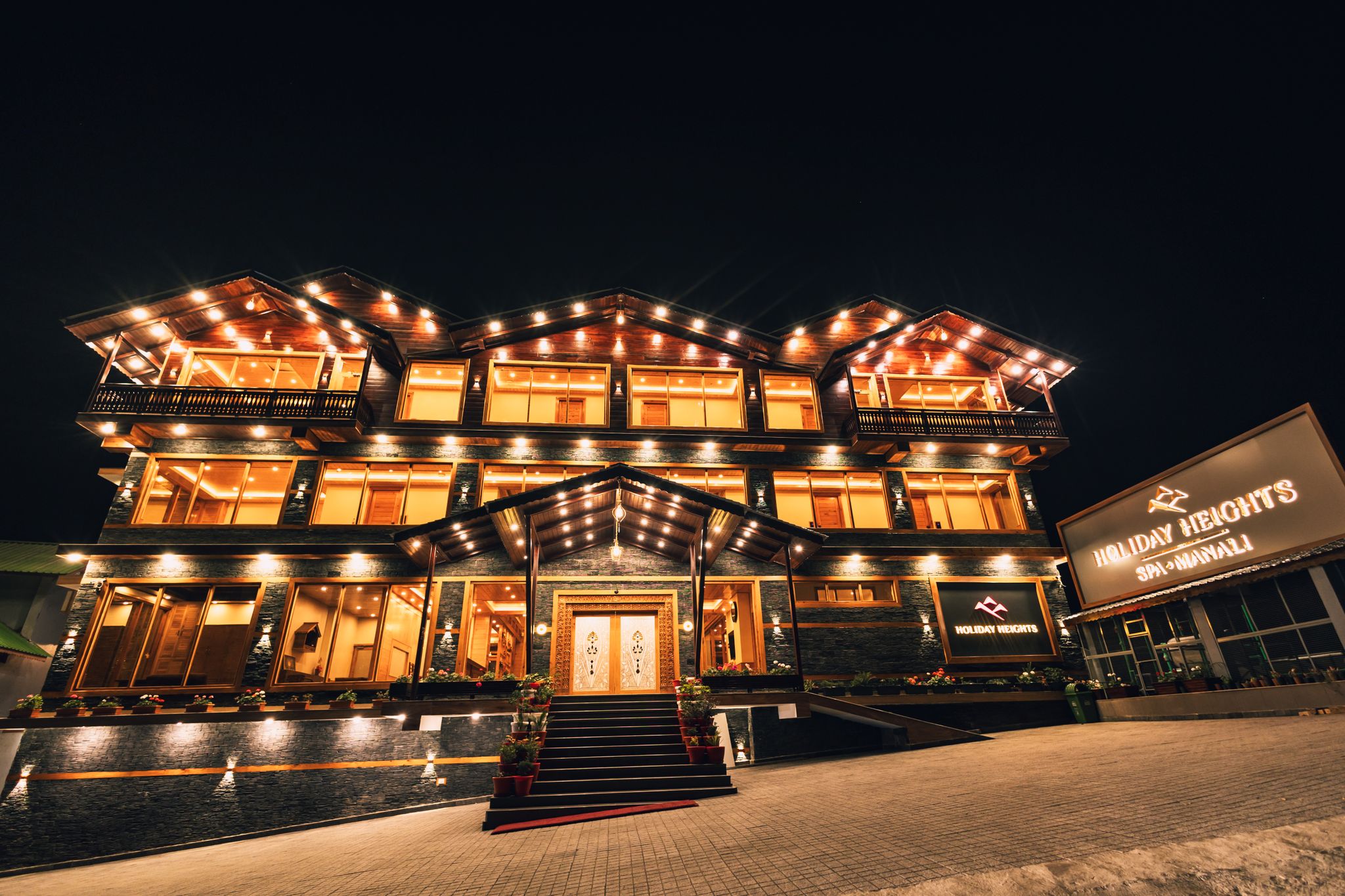 undefined Holiday Heights & Spa Manali 7