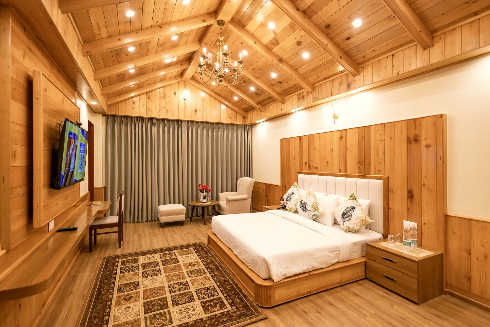 Holiday Heights & Spa Manali Caesar Honeymoon View Room (Centrally Heated & Cooled) 5