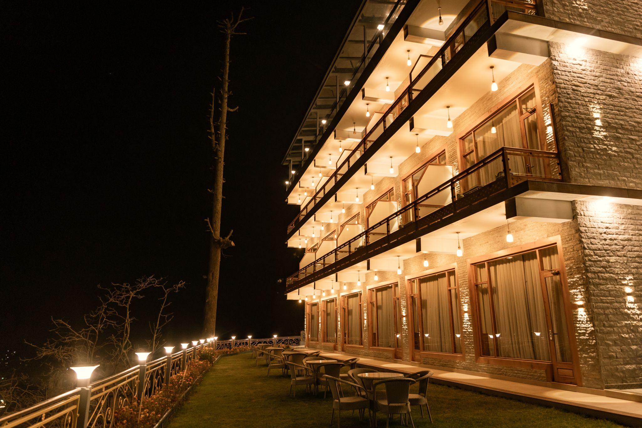 undefined Holiday Heights & Spa Manali 6