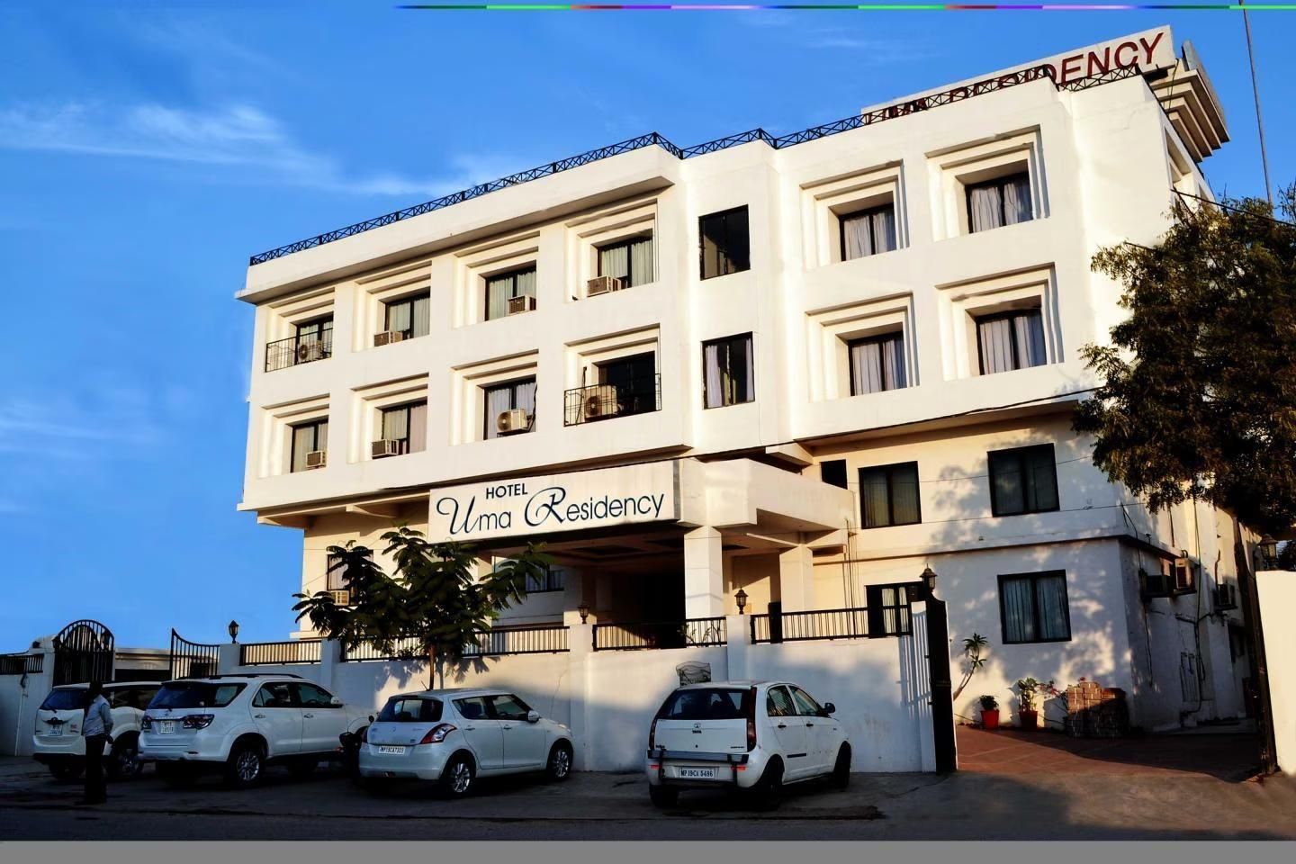 Hotel Uma Residency