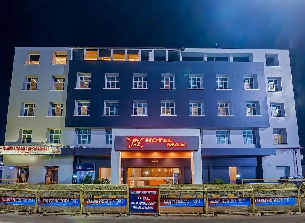 Max Hotel Prayagraj 