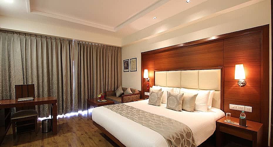 The Nikunj Deluxe Room 3