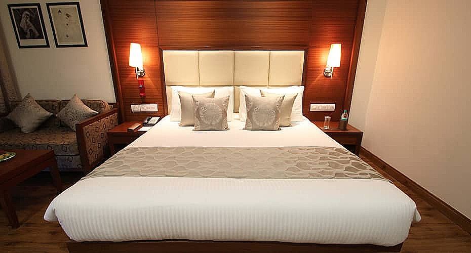 The Nikunj Deluxe Room 5