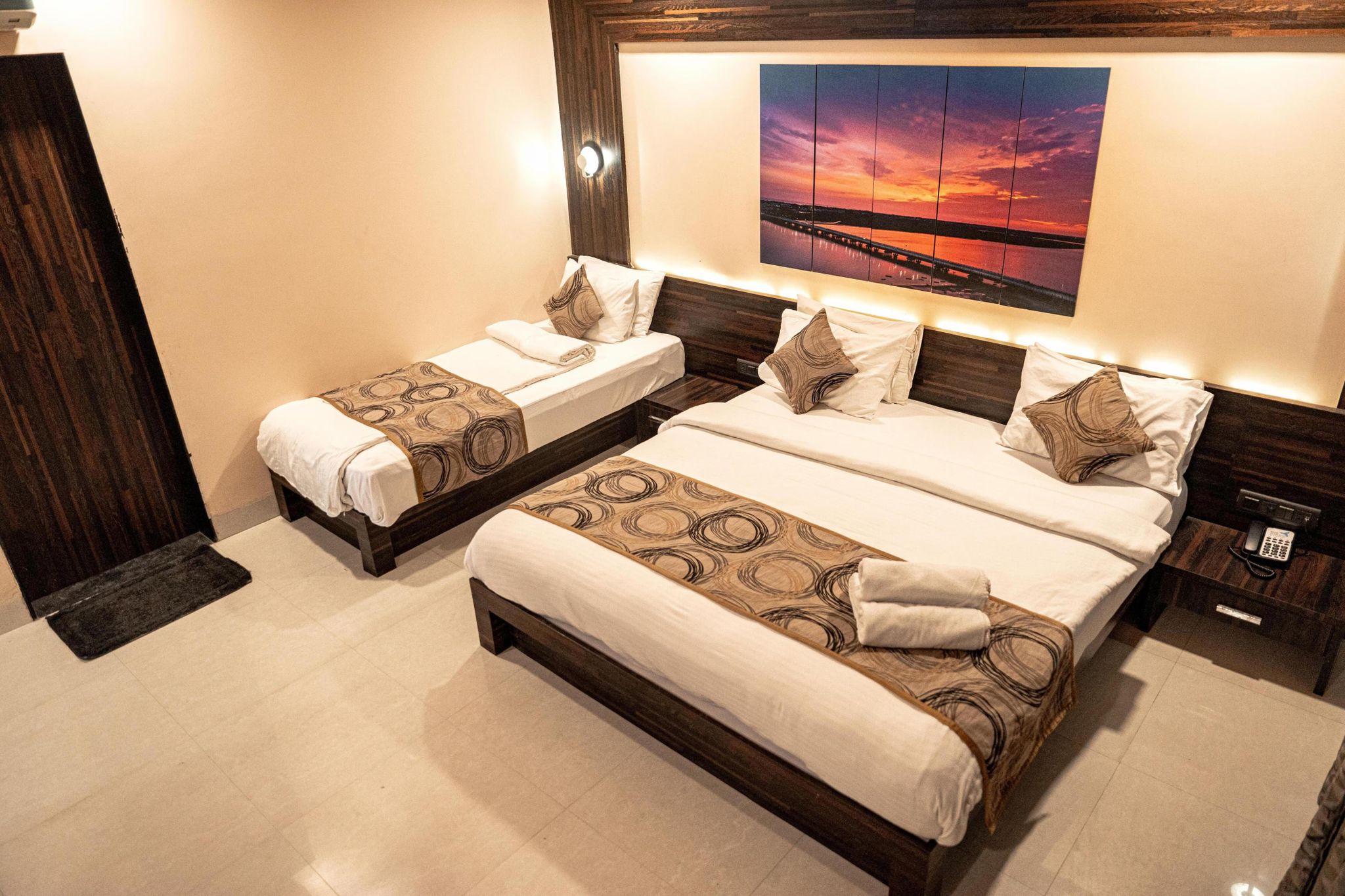 Three Bed Family Room