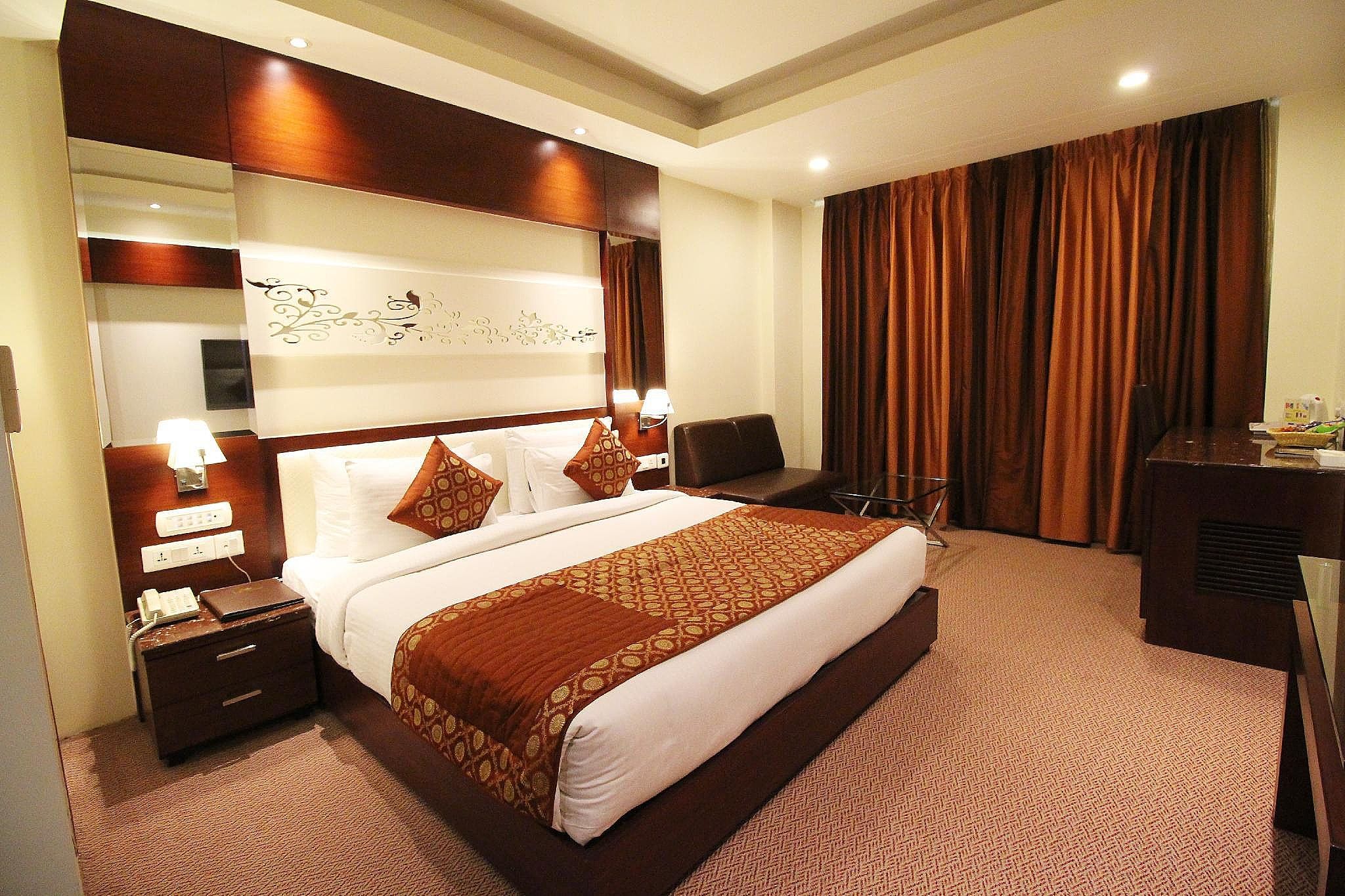 Executive Metro View Room
