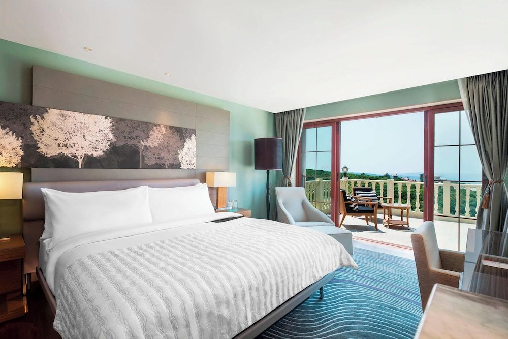 Suite, 1 Bedroom, Balcony