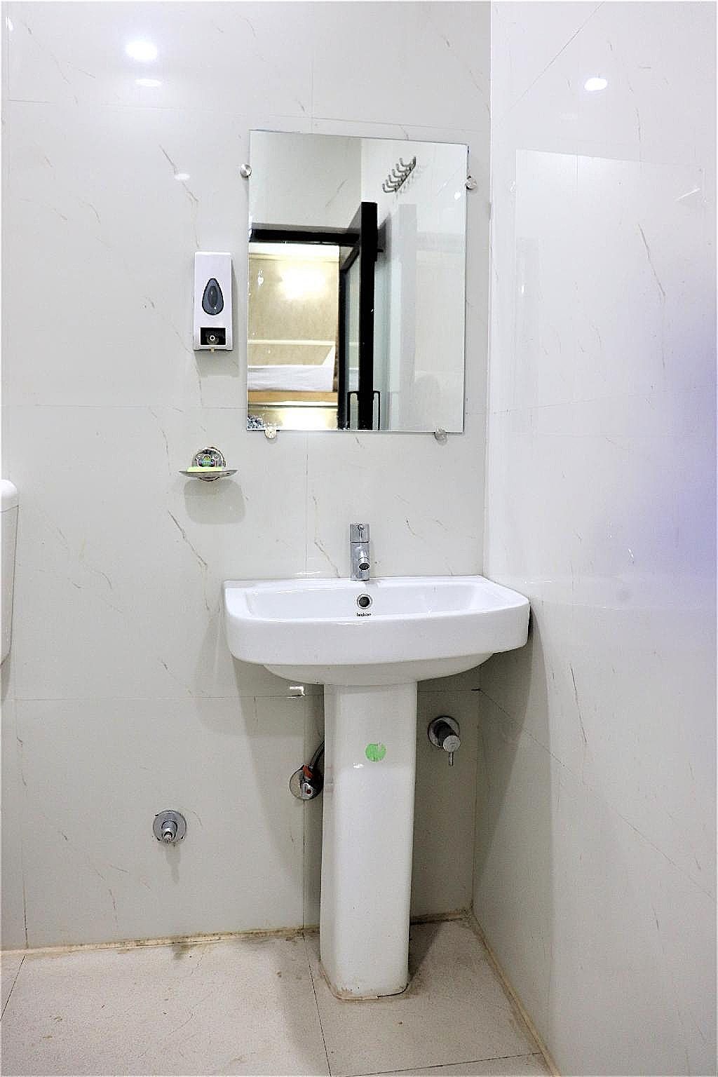 8 Mixed Dorm Bed with Private Bathroom