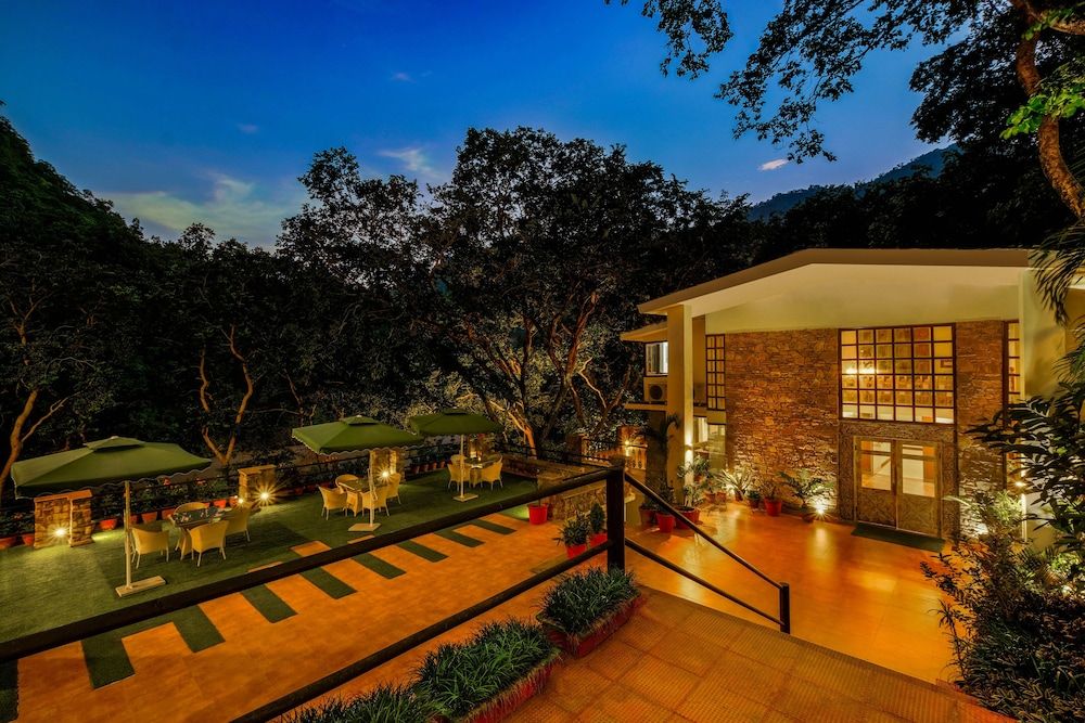 Front of property - evening/night