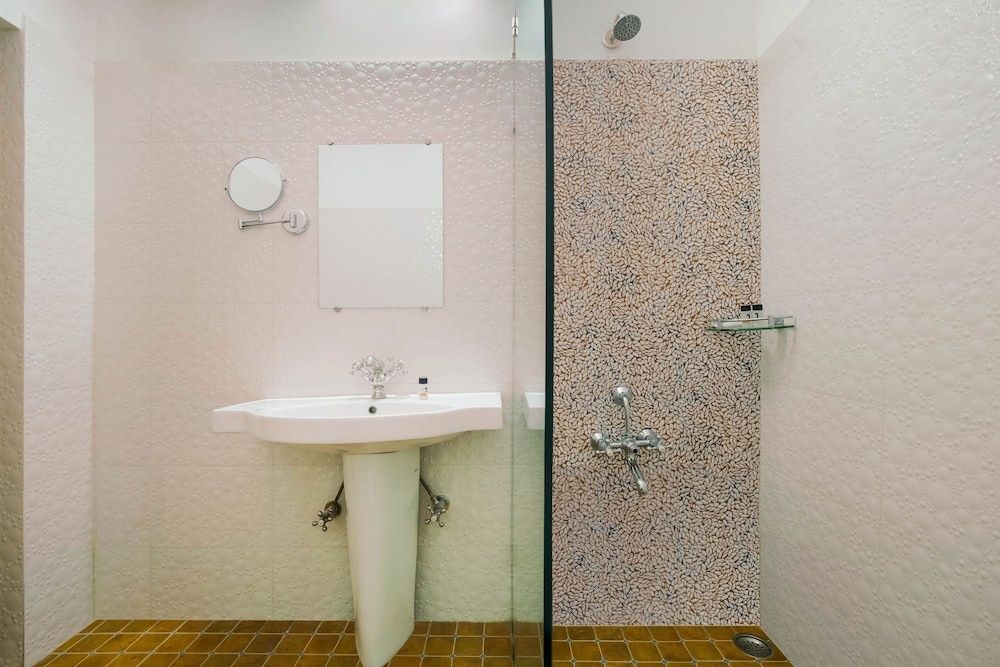 Summit By The Ganges Beach Resort & Spa Deluxe Room 6