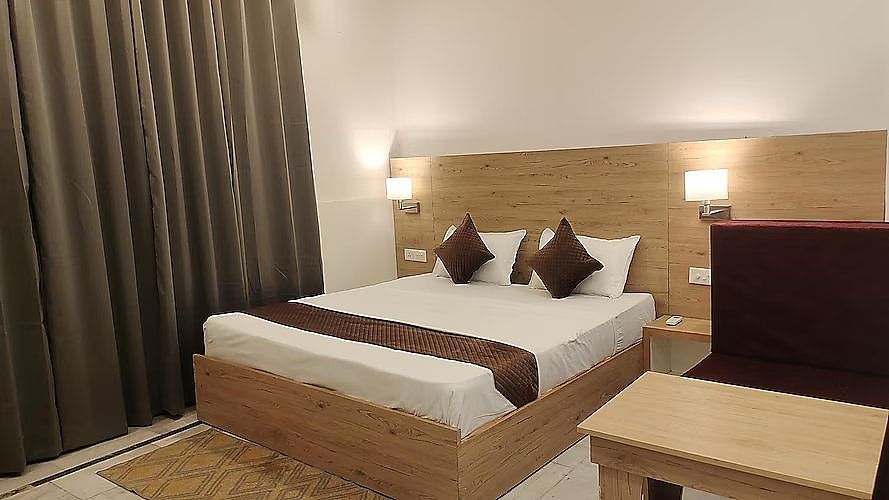 undefined Sonu Guest House 4