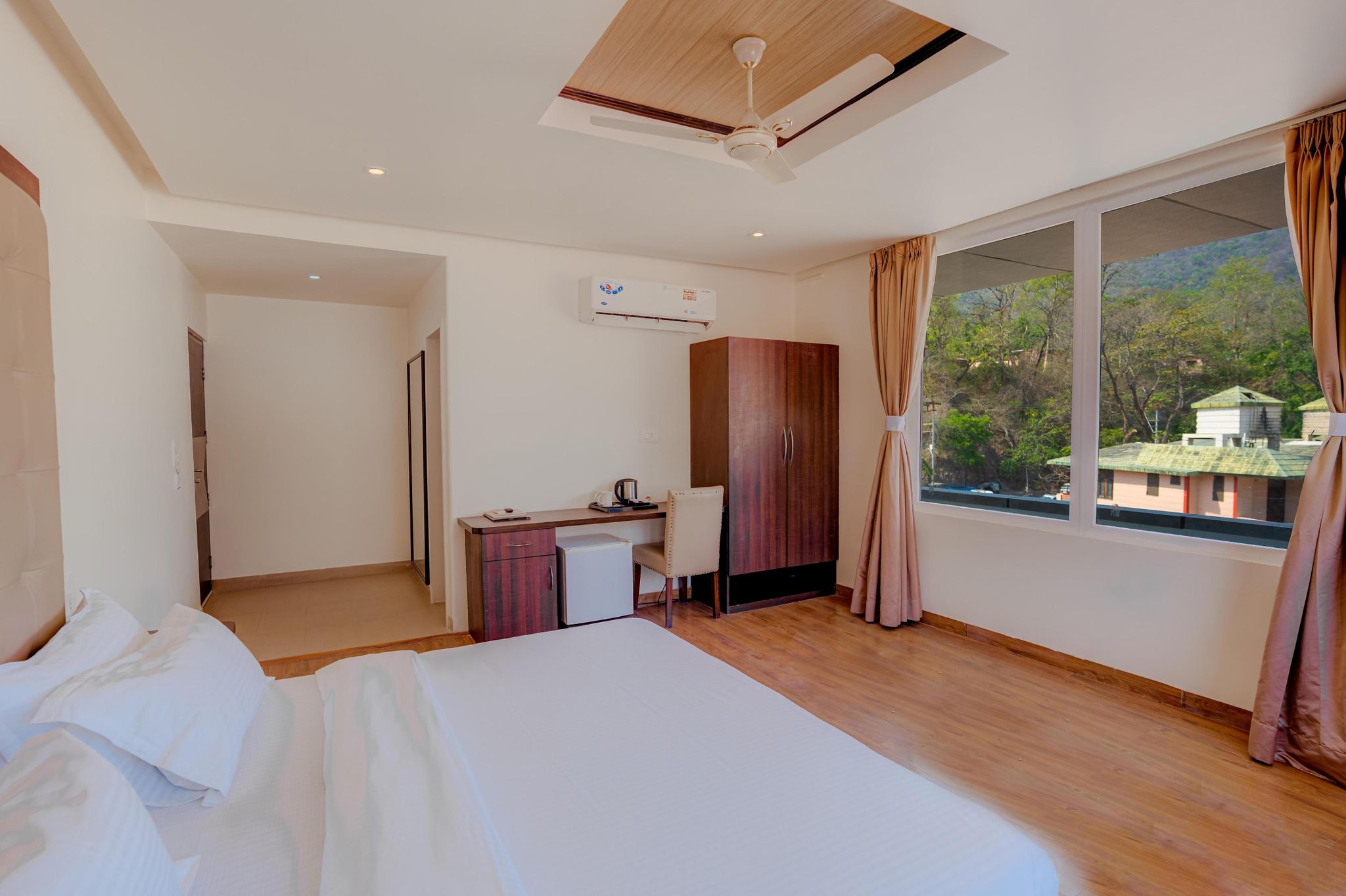 Couple Suite with Ganges View
