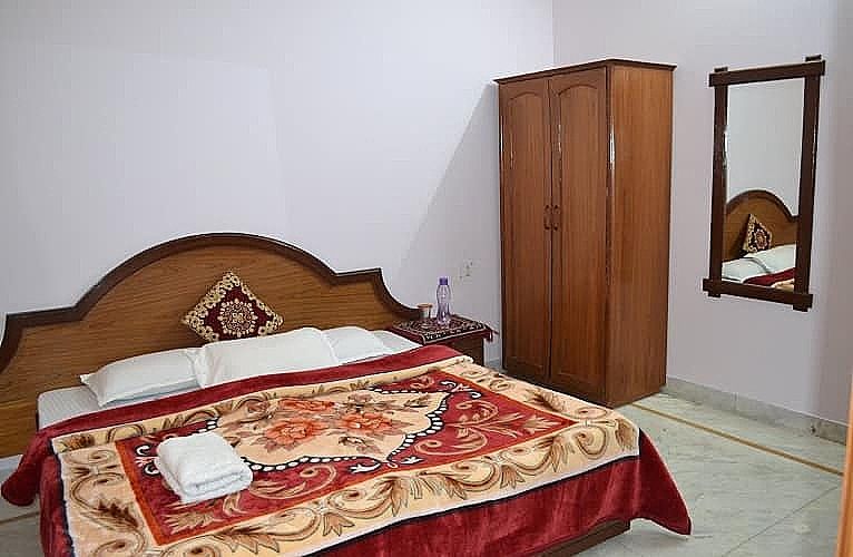 non ac room