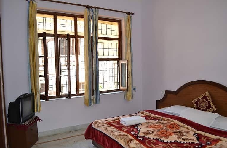 non ac double room