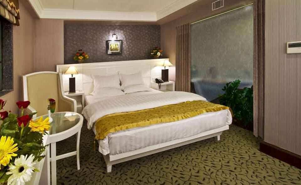 Gargee Gautam Vihar Royal Suite Room