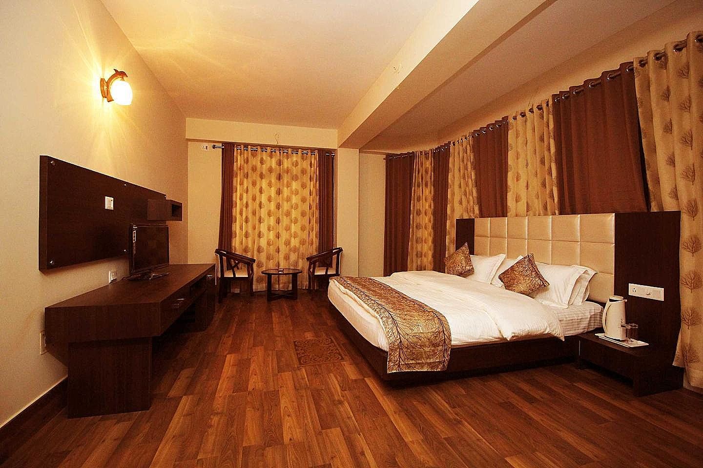 undefined Hotel Dew Pond 6