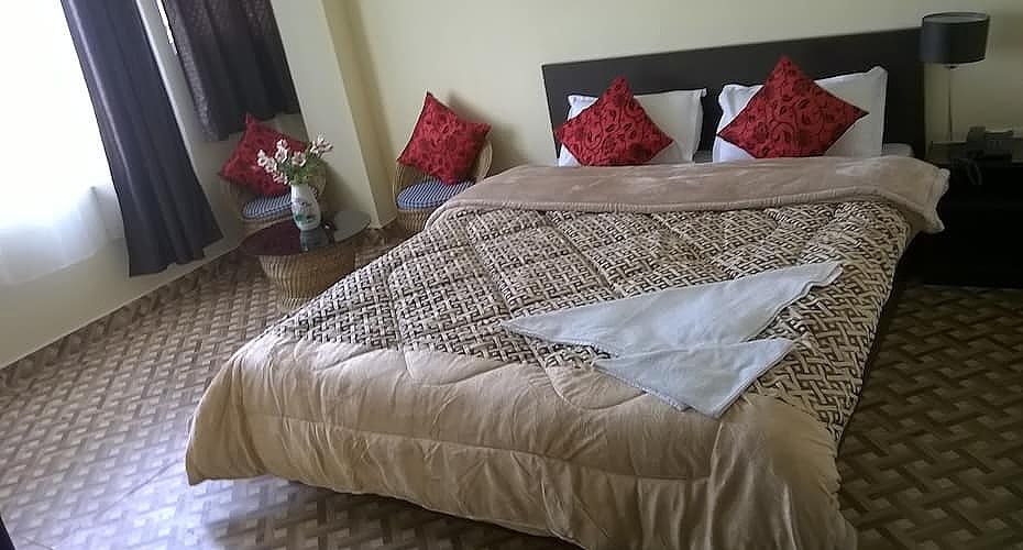 Deluxe Double Bedroom