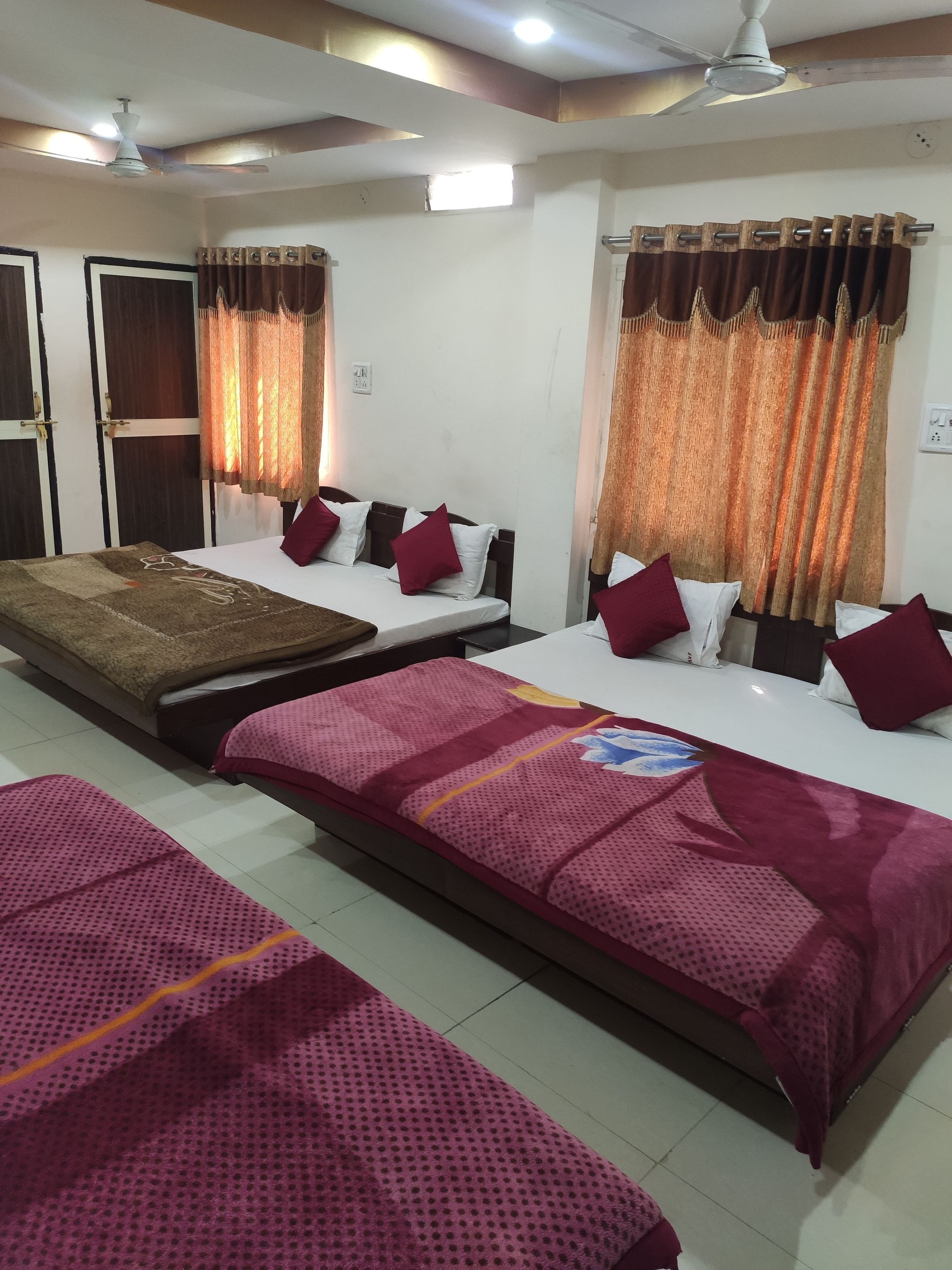 undefined Hotel Vrandavan Palace (Near Mahakal Temple) 10