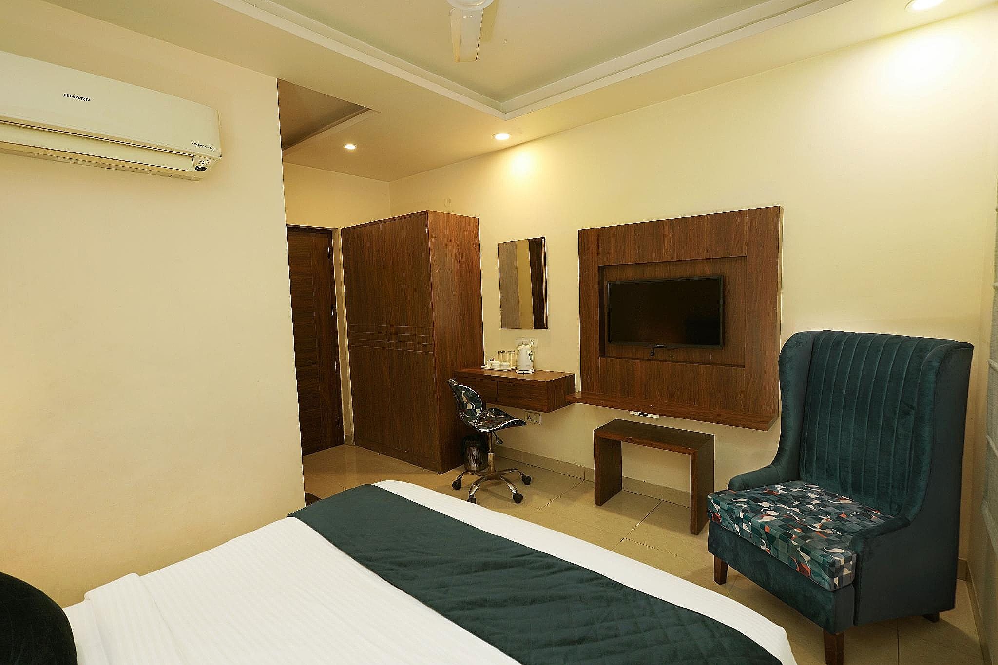 Super Deluxe Room (Ground Floor)