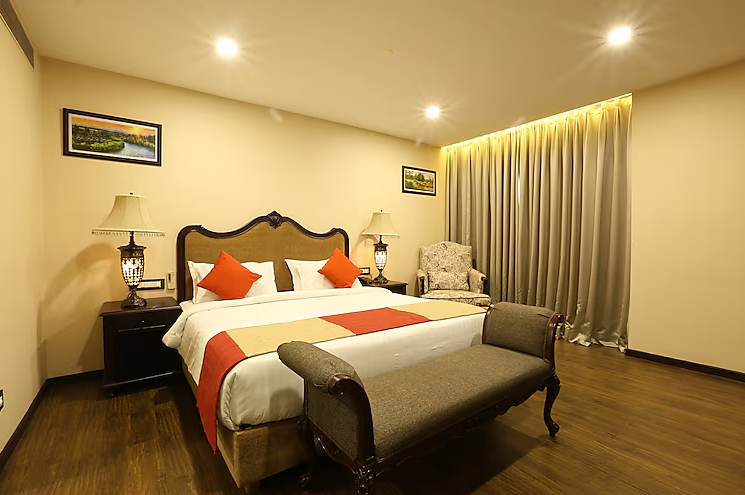 Hotel Atithi Presidential Suite 3