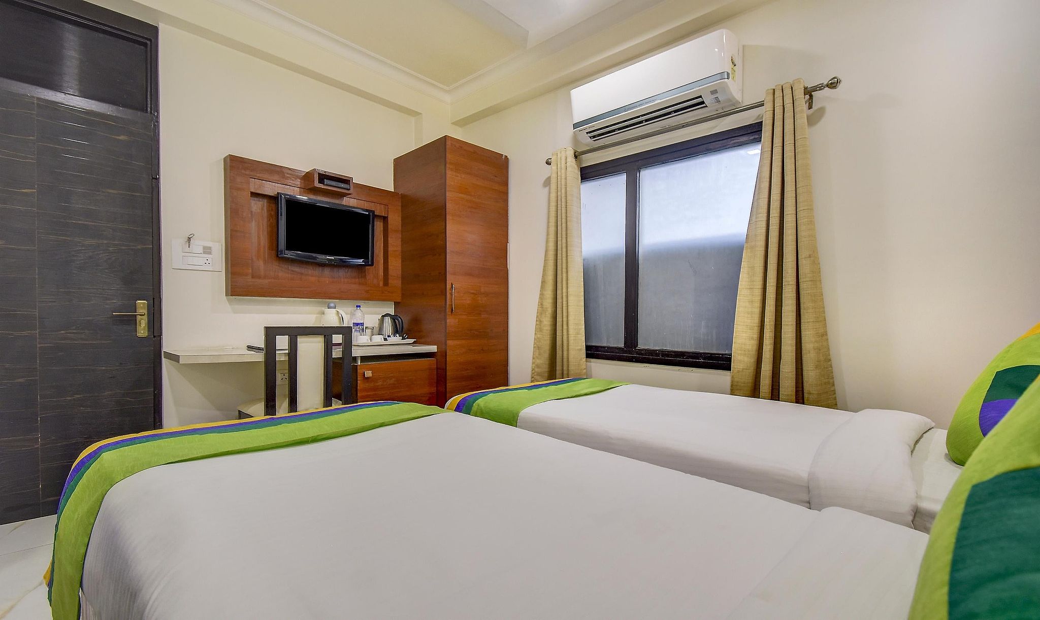 Treebo Rockland Standard Double Room 11