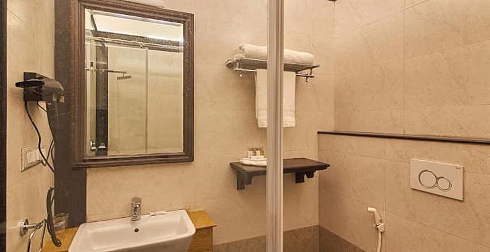 Grand Uniara - A Heritage Hotel Royal Super Deluxe 16