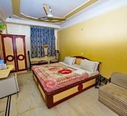 New Hotel Jannat Deluxe Room 5