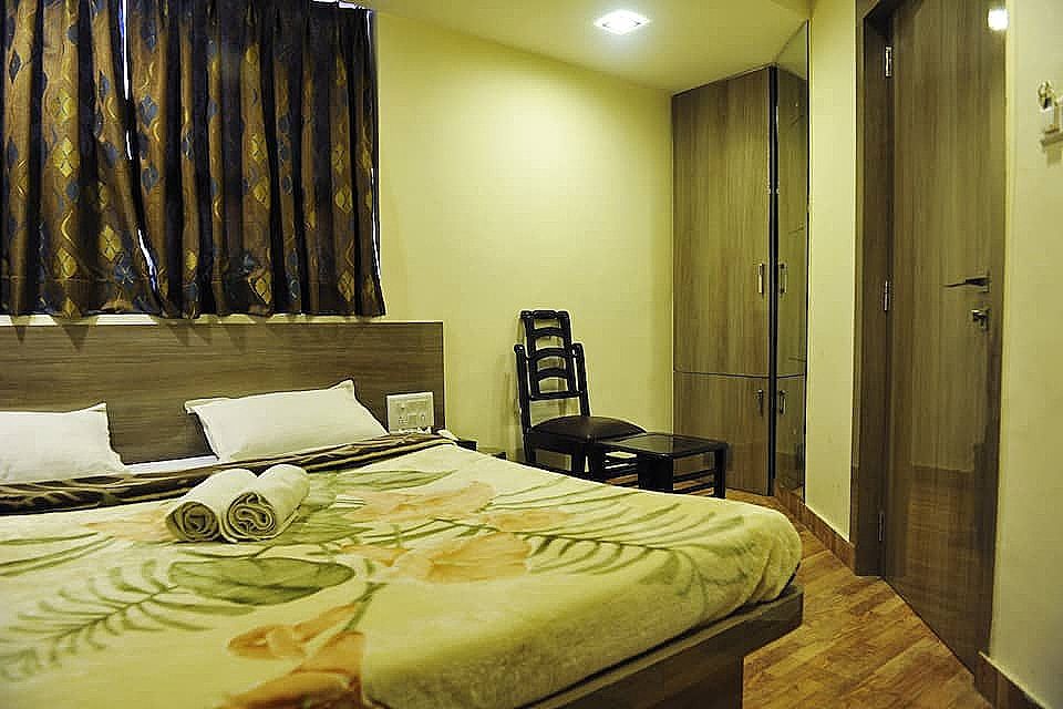 New Hotel Jannat Deluxe Room 3