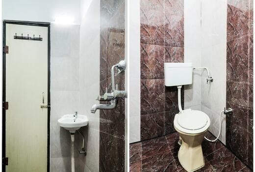 Hotel Pulse Inn DELUXE DOUBLE AC ROOM 35