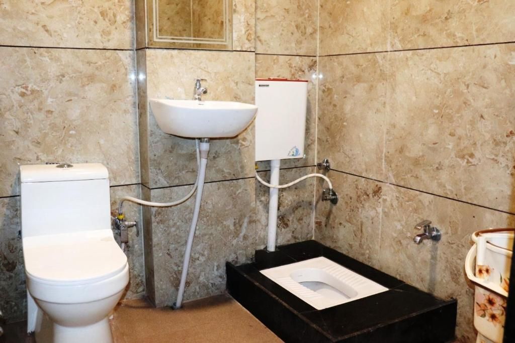 Hotel Sagar Inn Deluxe Ac Double Room 4