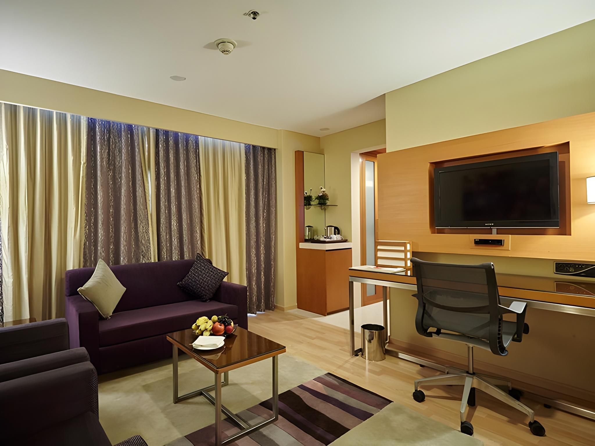 Turyaa Chennai - OMR IT Expressway Junior Suite 128