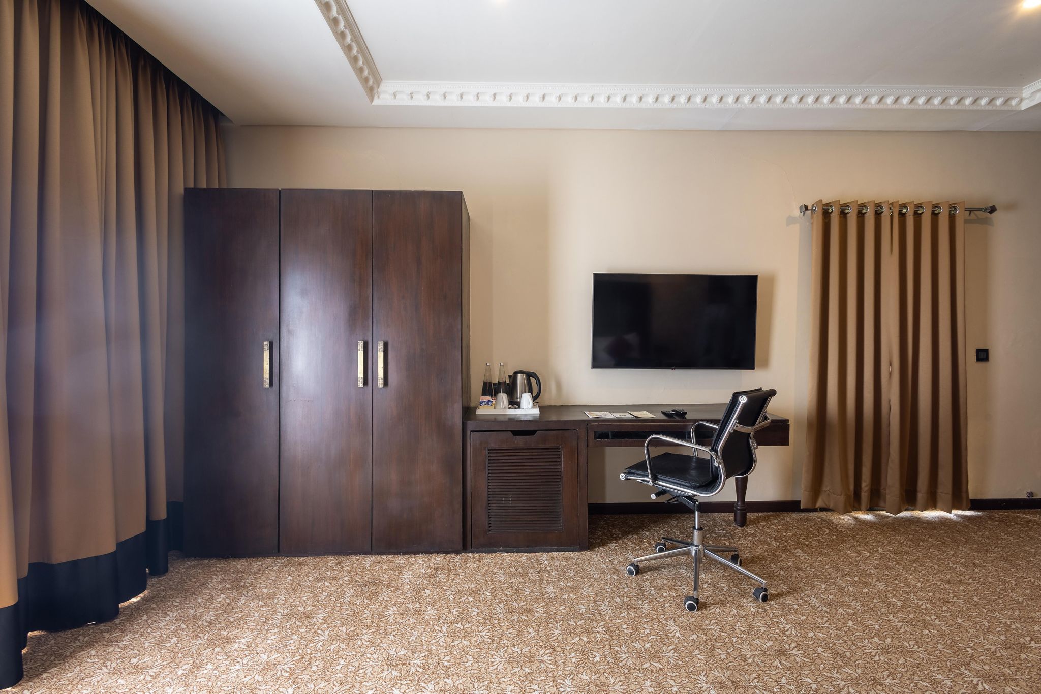 Anjushree Presidential Suite 27