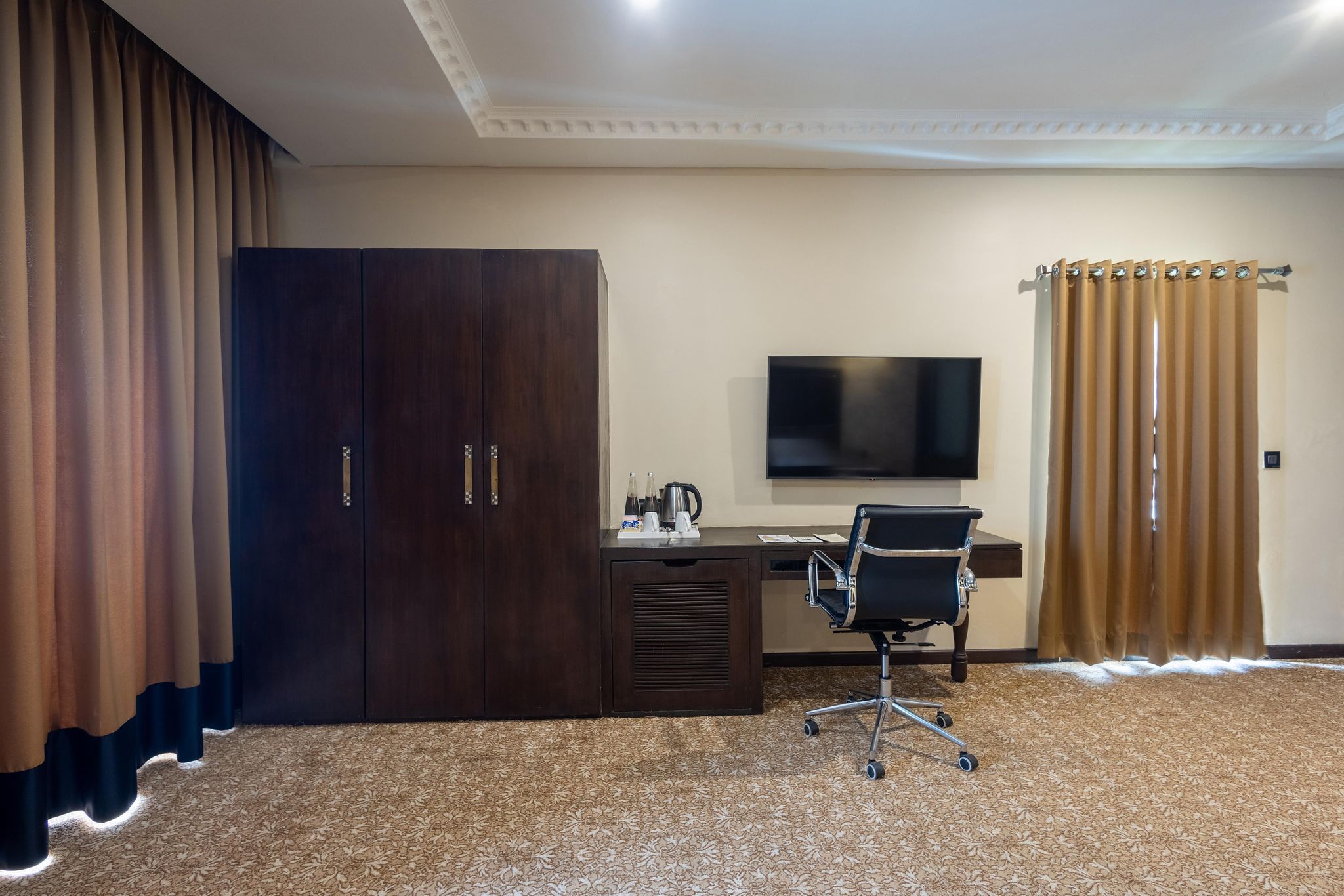 Anjushree Presidential Suite 23