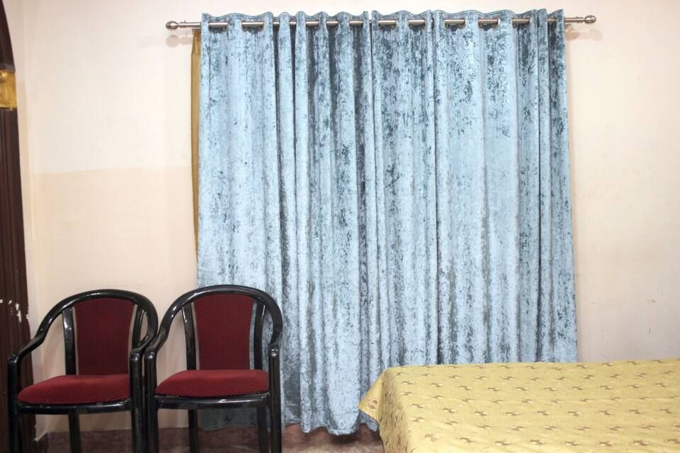 Hotel Rawat