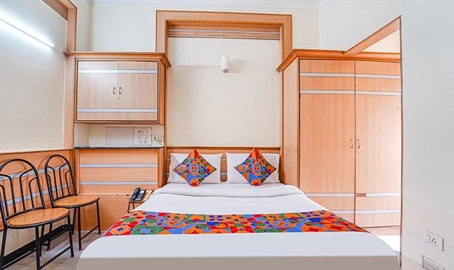 FabHotel ESS Paradise Deluxe Room 3