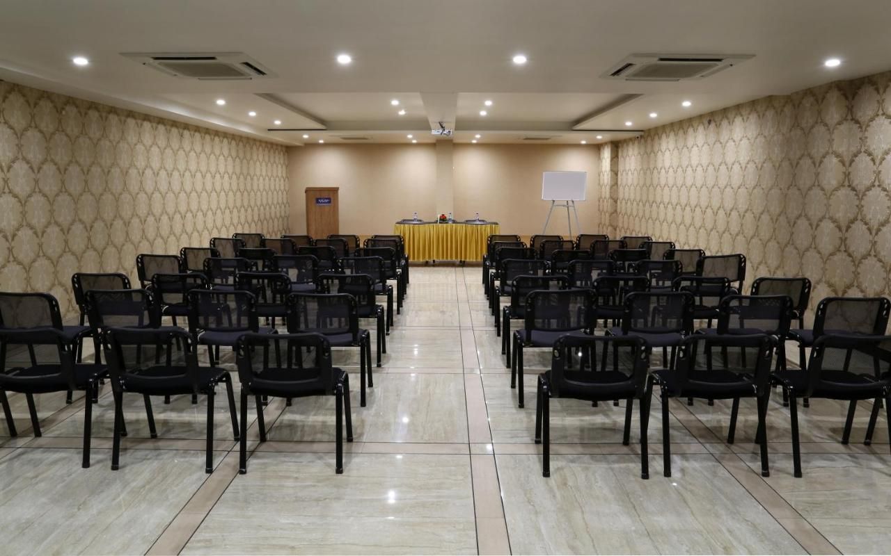 undefined Grand Kailash Hotel 10