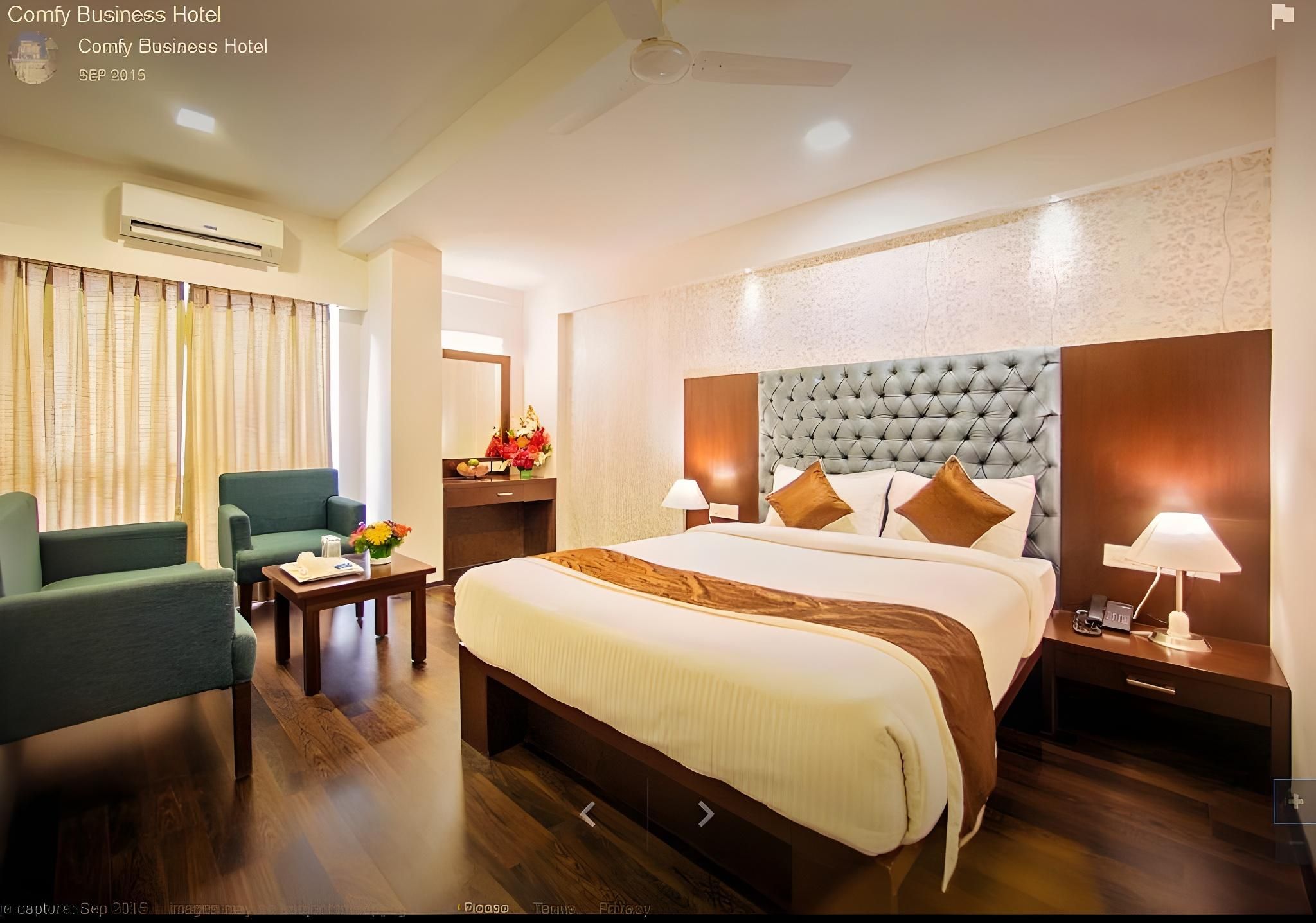 DELUXE ROOM