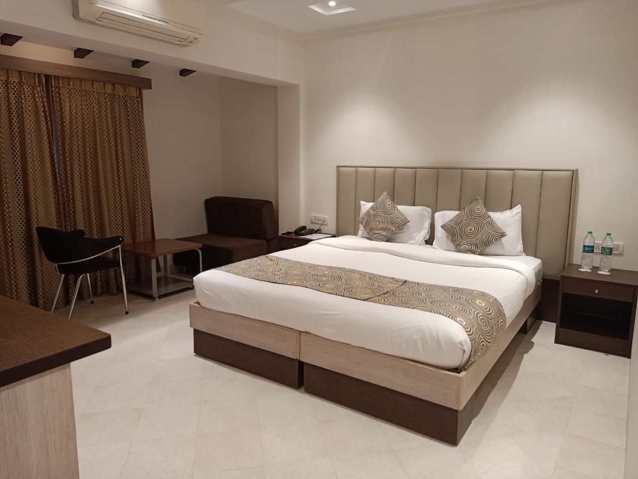 Meritas Crystal Resort Deluxe Room( Windsor Wing )
