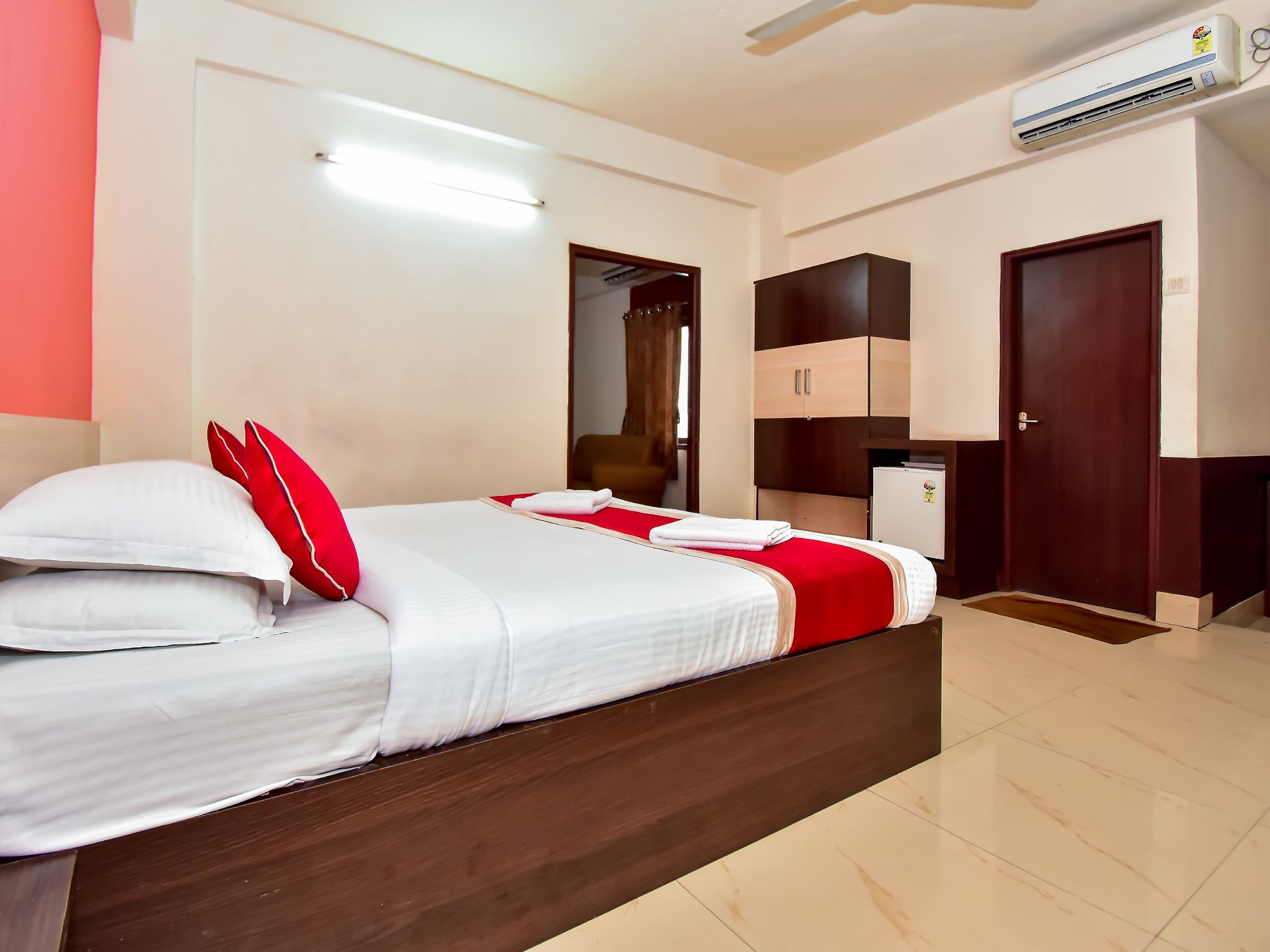 Hotel Roopa Standard Non AC 48