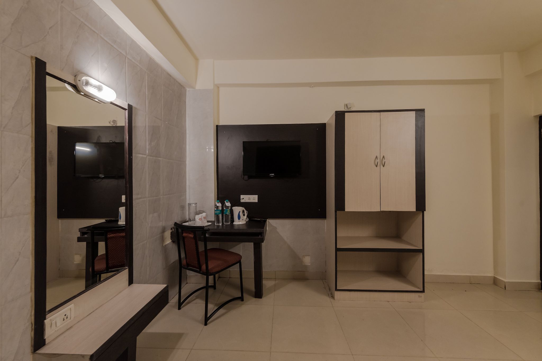 Hotel Roopa Standard Non AC 51