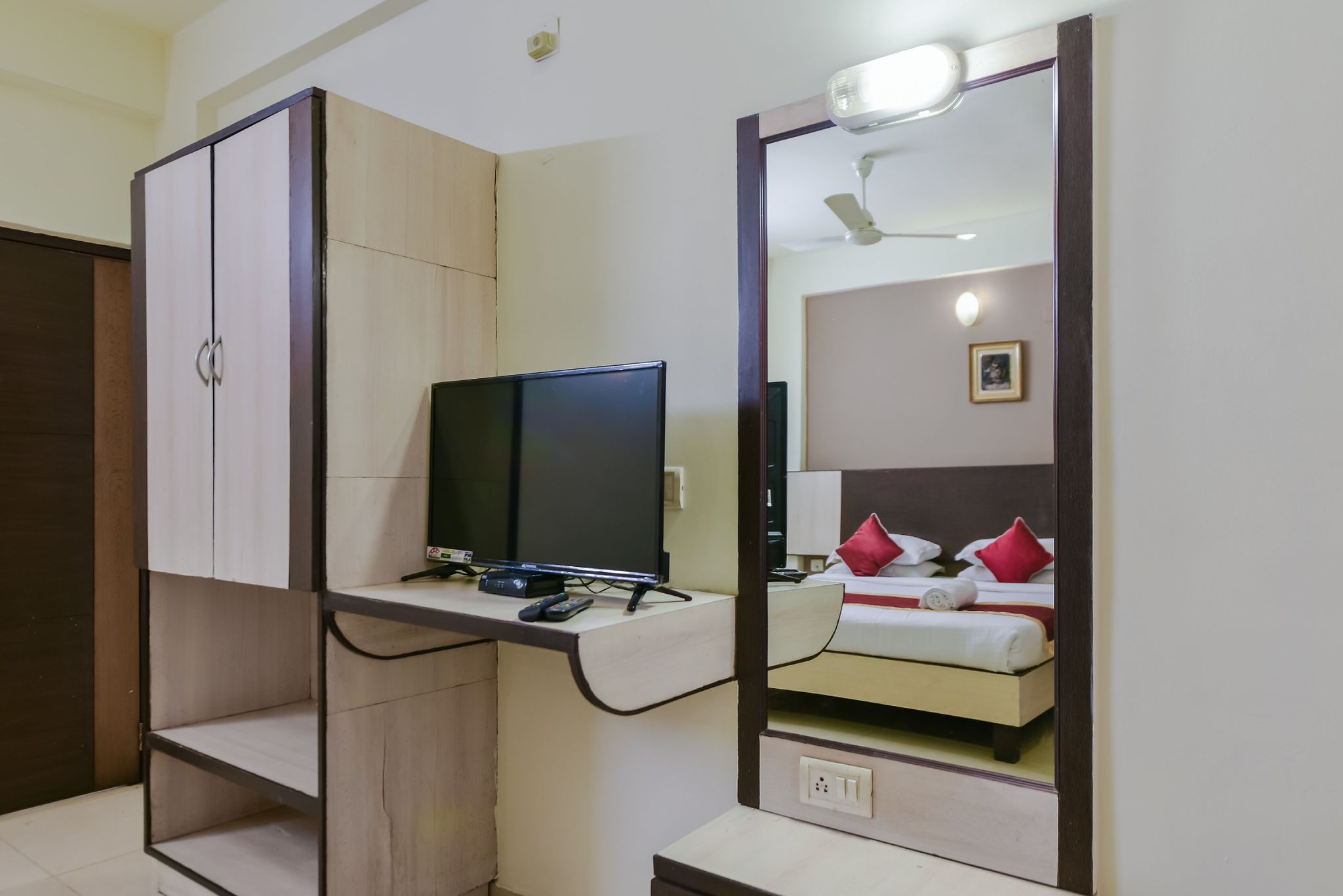 Hotel Roopa Standard Non AC 5