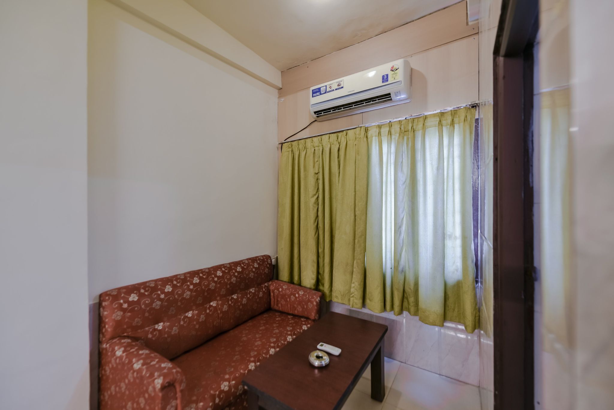 Hotel Roopa Standard Non AC 20