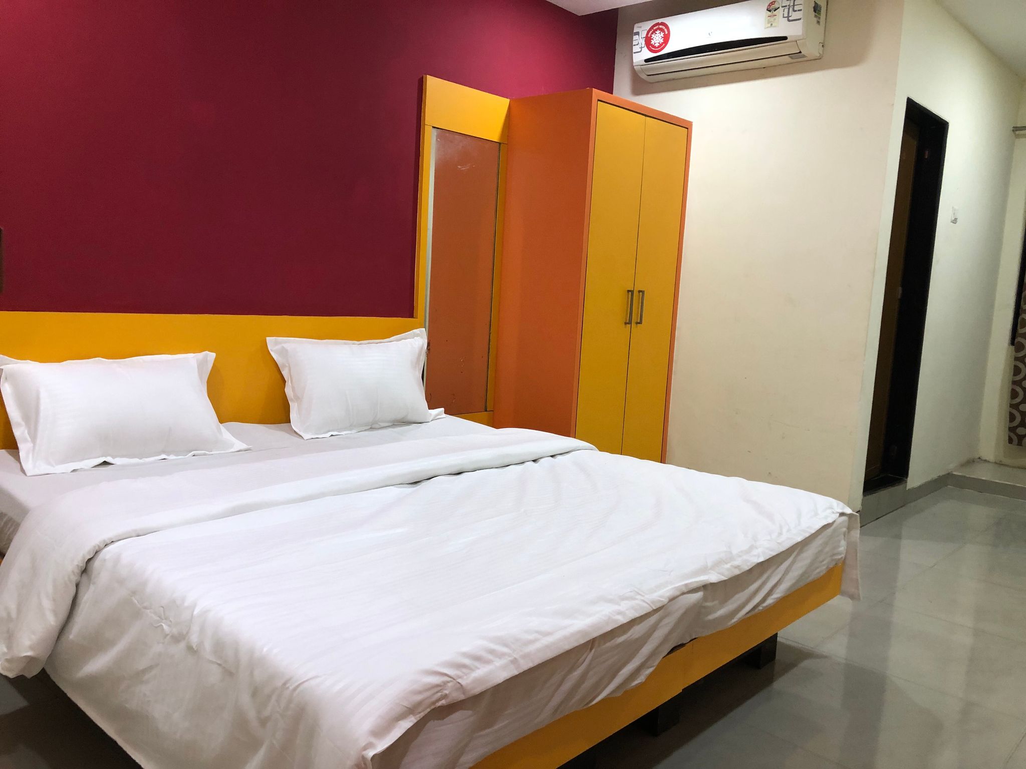 Deluxe AC Room