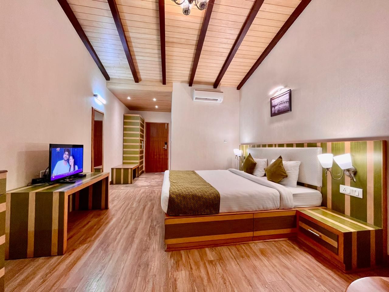 Seasons Hotels By Xperience Superior(Non -View ) 9